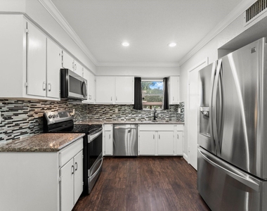 14515 Wunderlich Drive - Photo Thumbnail 2