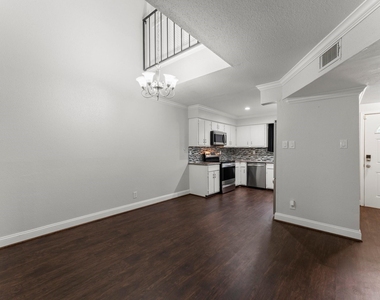 14515 Wunderlich Drive - Photo Thumbnail 8