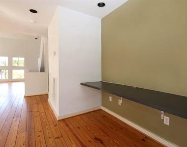 2819 Crawford - Photo Thumbnail 8
