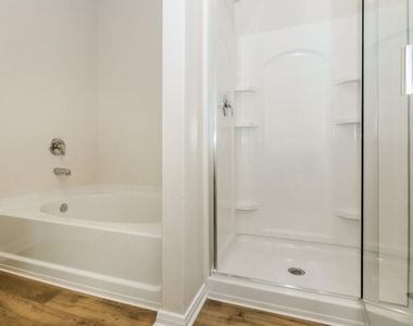7614 Tipton Meadow Way - Photo Thumbnail 9