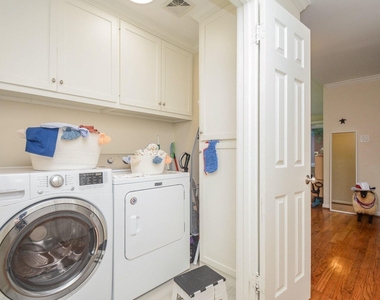 9906 Cedardale Drive - Photo Thumbnail 25