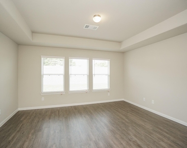 3331 Rosselli Brush Drive - Photo Thumbnail 15