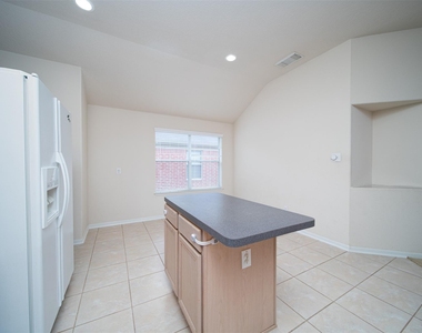 20547 Upland Fair Lane - Photo Thumbnail 9