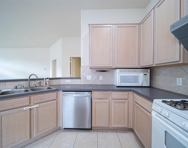 20547 Upland Fair Lane - Photo Thumbnail 7