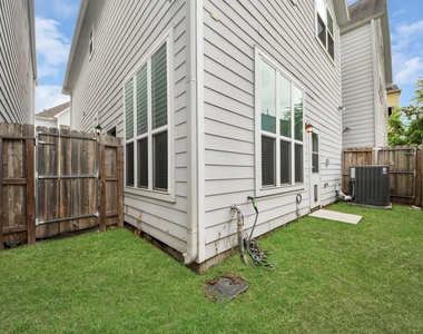 1805 Napa Creek Lane - Photo Thumbnail 29