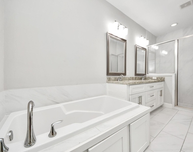 1805 Napa Creek Lane - Photo Thumbnail 21