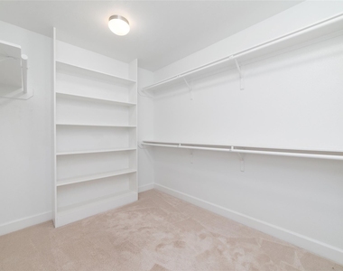 5020 Dickson Street - Photo Thumbnail 22