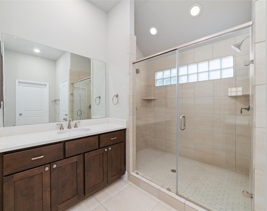 5020 Dickson Street - Photo Thumbnail 20