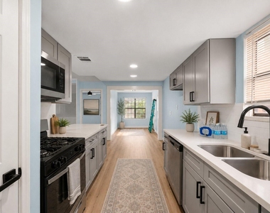 9438 Fuqua Street - Photo Thumbnail 7