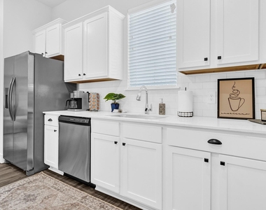 38634 Spur 149 Rd - Photo Thumbnail 8