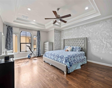 328 Bomar Street - Photo Thumbnail 13