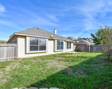 9135 Edgeloch Drive - Photo Thumbnail 31