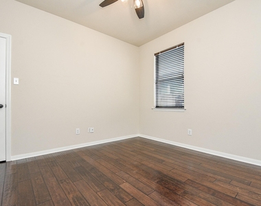 9135 Edgeloch Drive - Photo Thumbnail 26