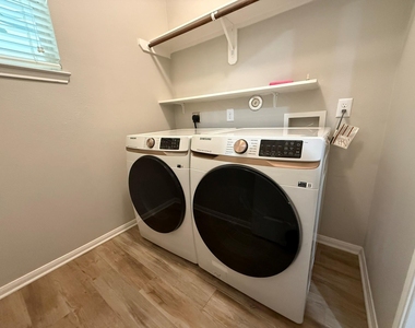 14322 Heath Falls Lane - Photo Thumbnail 9