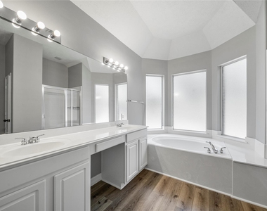 24910 Crystal Stone Lane - Photo Thumbnail 34
