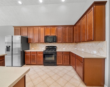 24910 Crystal Stone Lane - Photo Thumbnail 14
