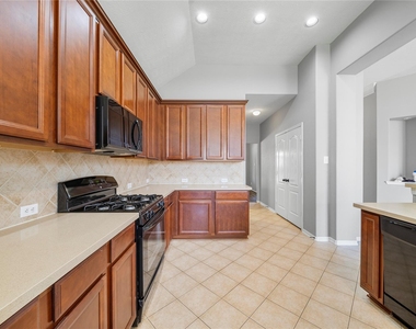 24910 Crystal Stone Lane - Photo Thumbnail 15