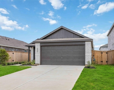 16842 Spotted Oak Drive - Photo Thumbnail 1