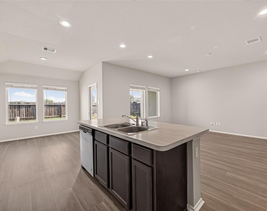 21422 Chester Cliff Lane Lane - Photo Thumbnail 20