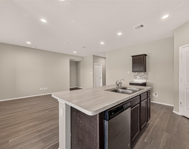 21422 Chester Cliff Lane Lane - Photo Thumbnail 17
