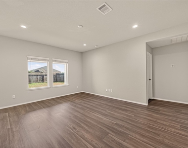 21422 Chester Cliff Lane Lane - Photo Thumbnail 8