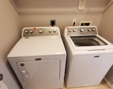 21114 Stoney Haven Drive - Photo Thumbnail 7