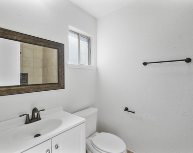 15226 Flamingo Park - Photo Thumbnail 8