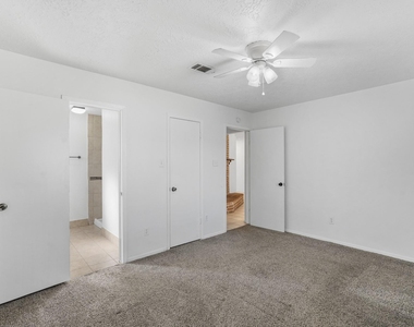 15226 Flamingo Park - Photo Thumbnail 7