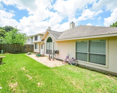 19715 Lindenfield Court - Photo Thumbnail 28
