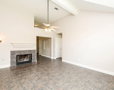 19715 Lindenfield Court - Photo Thumbnail 5