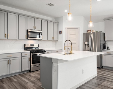 7522 Victoria Brook Trace - Photo Thumbnail 7