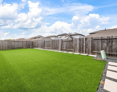 7522 Victoria Brook Trace - Photo Thumbnail 17