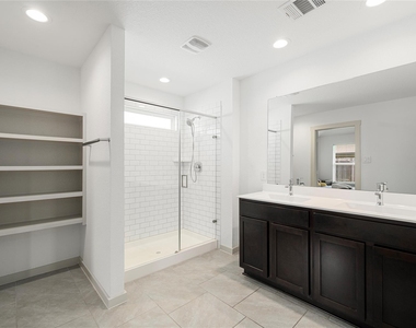 7522 Victoria Brook Trace - Photo Thumbnail 9