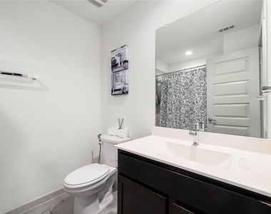 7522 Victoria Brook Trace - Photo Thumbnail 13