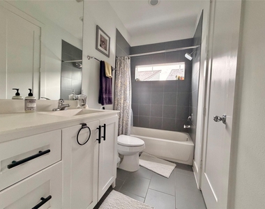3311 Baer Street - Photo Thumbnail 24