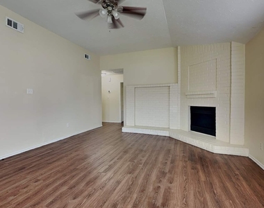 3902 Mattingham Drive - Photo Thumbnail 3