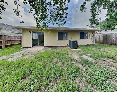 3902 Mattingham Drive - Photo Thumbnail 14