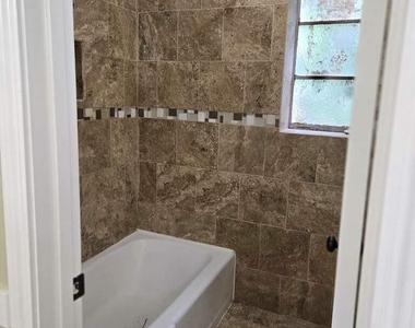 1779 Saxony Lane - Photo Thumbnail 14