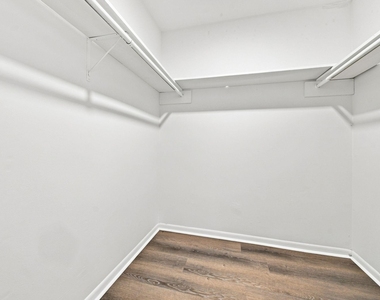 5806 Clarewood Drive - Photo Thumbnail 22