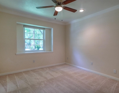 9 Oldstream Court - Photo Thumbnail 13