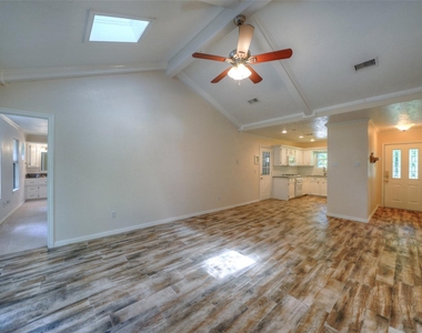 9 Oldstream Court - Photo Thumbnail 3