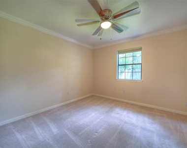9 Oldstream Court - Photo Thumbnail 12