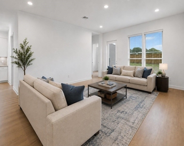 2720 Grove Crest Drive - Photo Thumbnail 14