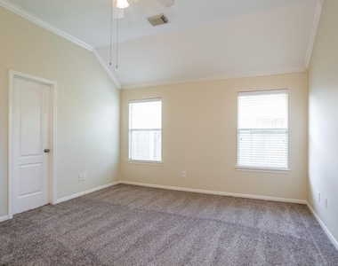 30723 Ginger Trace Drive - Photo Thumbnail 10