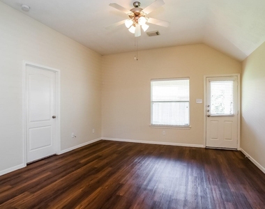 30723 Ginger Trace Drive - Photo Thumbnail 9