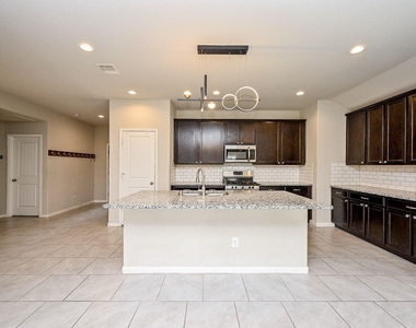 18335 Stablewood Manor Trail - Photo Thumbnail 3