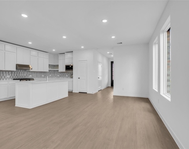 11688 Lazy Oak Creek Dr - Photo Thumbnail 11