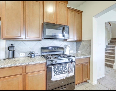 15015 Winter Valley Court - Photo Thumbnail 15