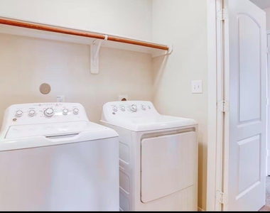 15015 Winter Valley Court - Photo Thumbnail 29