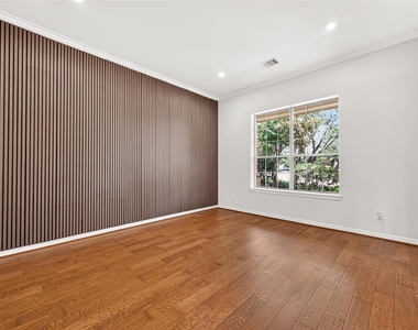 3719 Finch Springs Lane - Photo Thumbnail 9